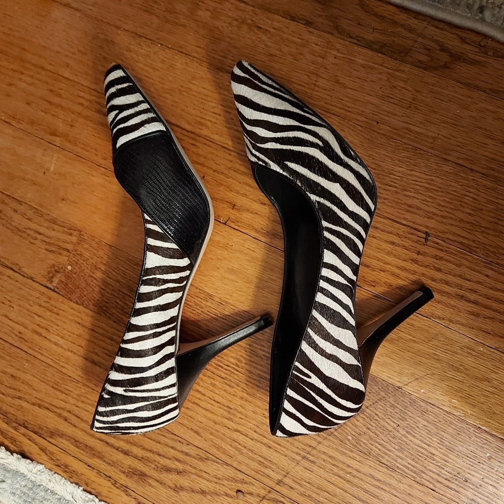 💗 White House Blavk Market shoes size 7.5